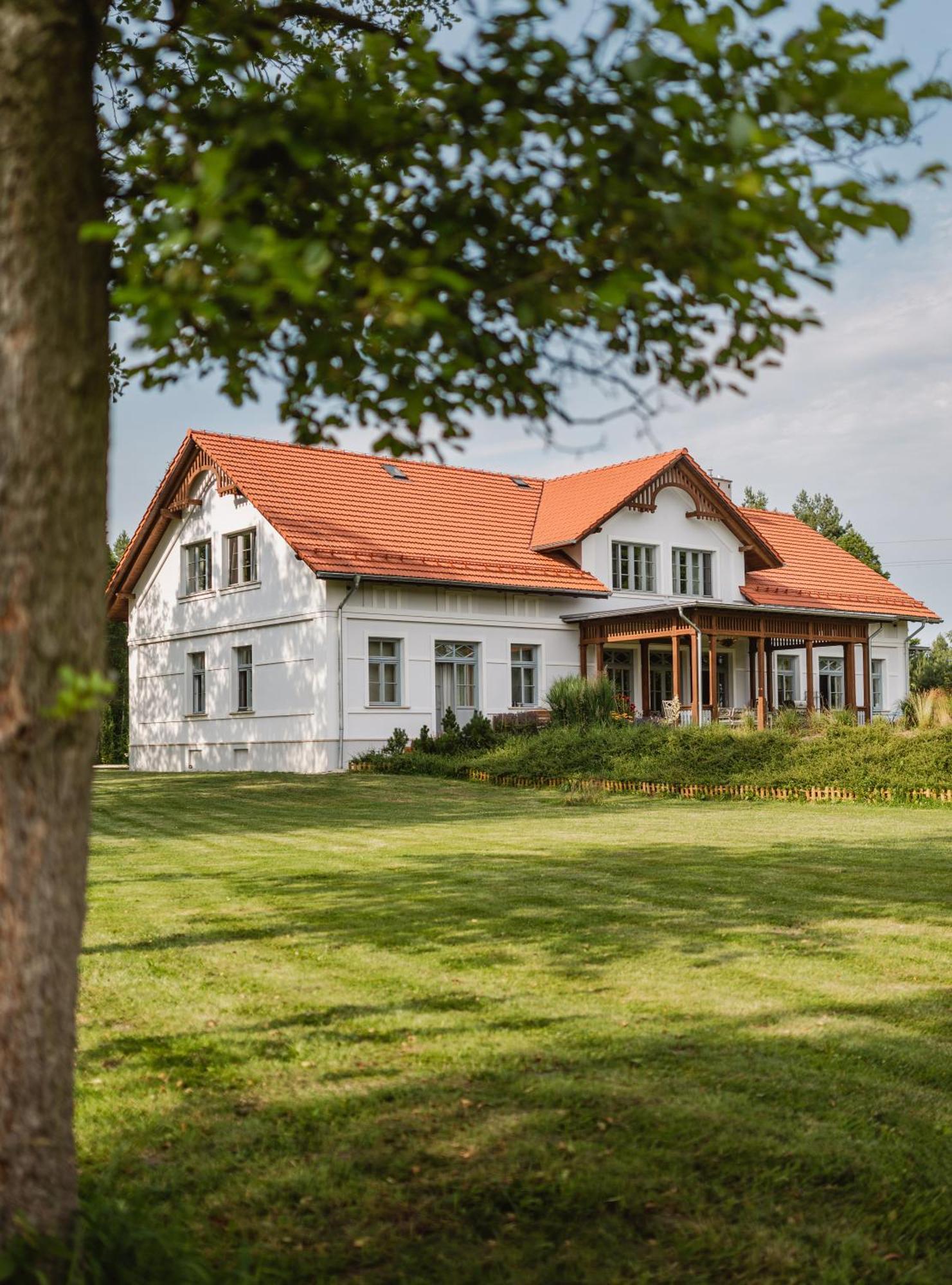 Willa Bizorenda Malogoszcz Exteriör bild
